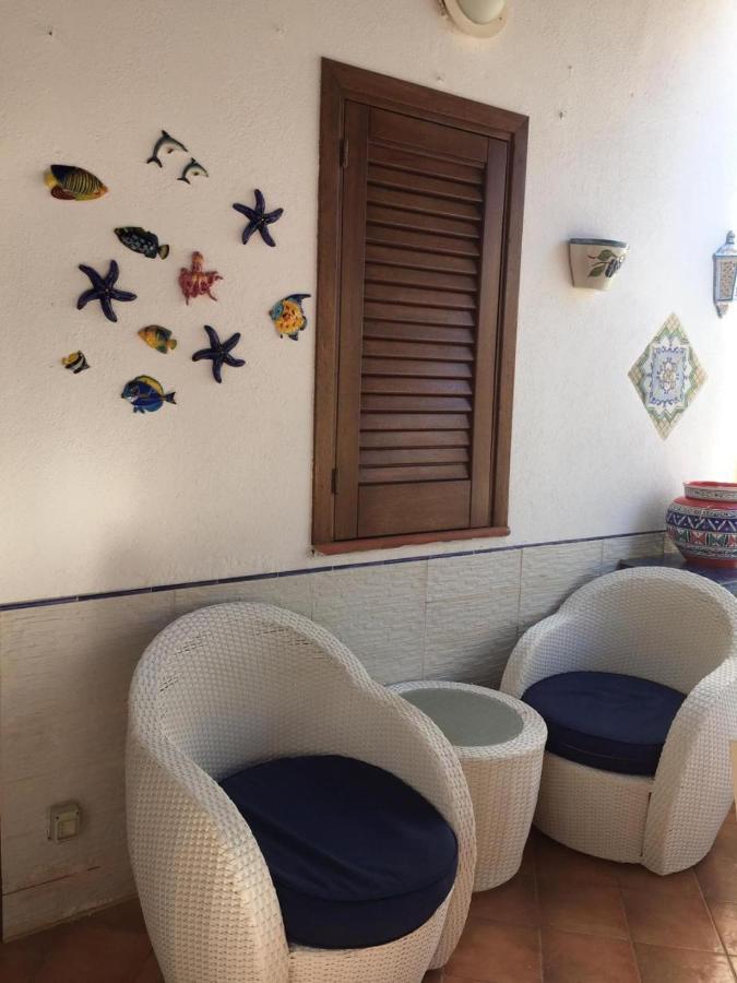 Apartment With Terraces And Private Jacuzzi - San Vito 400M From Beach 산비토로카포 외부 사진