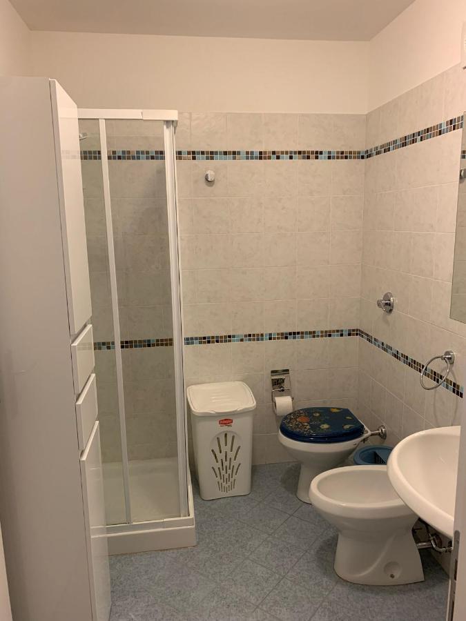 Apartment With Terraces And Private Jacuzzi - San Vito 400M From Beach 산비토로카포 외부 사진